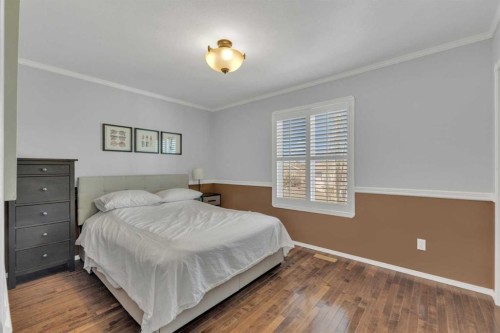 40 Drever Close, Red Deer, AB - Indoor Photo Showing Bedroom