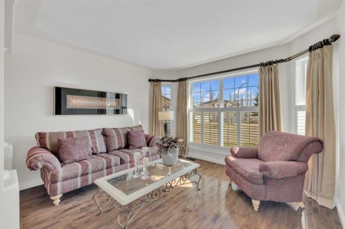 40 Drever Close, Red Deer, AB - Indoor Photo Showing Living Room