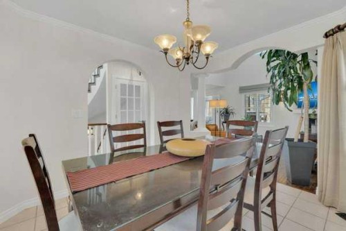40 Drever Close, Red Deer, AB - Indoor Photo Showing Dining Room