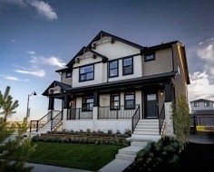 137 Drystone Green NW Calgary, AB T3R 2M1