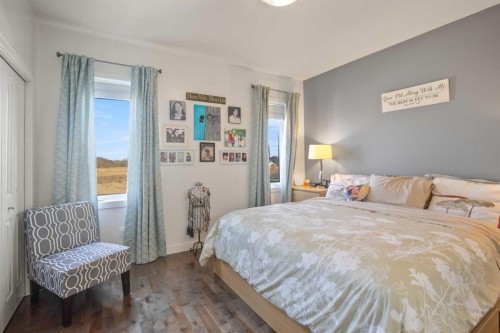 6520 58 Avenue, Innisfail, AB - Indoor Photo Showing Bedroom