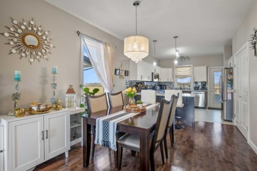 6520 58 Avenue, Innisfail, AB - Indoor Photo Showing Dining Room