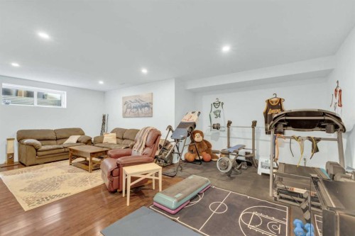 22 Jenner Crescent, Red Deer, AB - Indoor Photo Showing Other Room