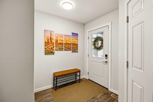8 Springfield Boulevard, Sylvan Lake, AB - Indoor Photo Showing Other Room