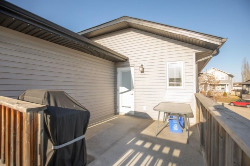 171 Vickers Close, Red Deer, AB - Outdoor With Deck Patio Veranda With Exterior