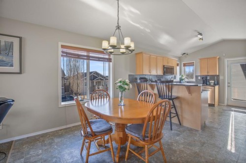 171 Vickers Close, Red Deer, AB - Indoor Photo Showing Dining Room