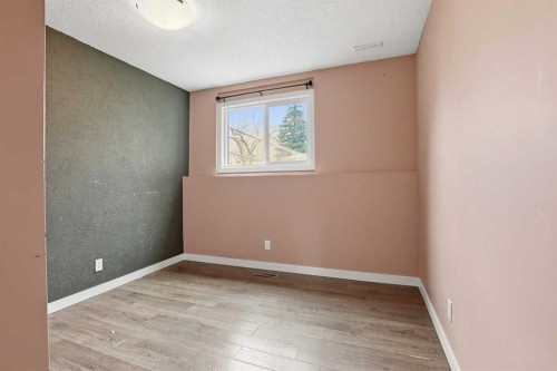 44 Whiteside Crescent, Red Deer, AB - Indoor Photo Showing Other Room