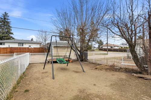 44 Whiteside Crescent, Red Deer, AB - Outdoor