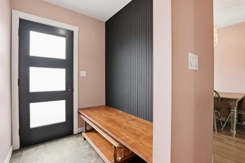 44 Whiteside Crescent, Red Deer, AB - Indoor Photo Showing Other Room
