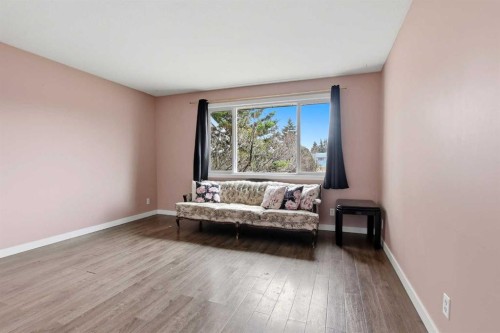 44 Whiteside Crescent, Red Deer, AB - Indoor