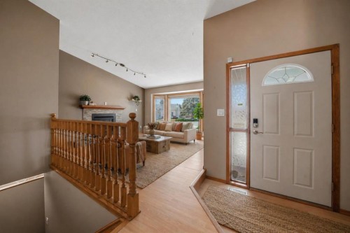 138 Duncan Crescent, Red Deer, AB - Indoor Photo Showing Other Room