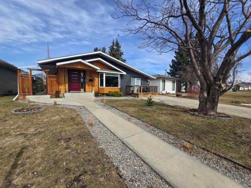 5750 41 Street Crescent  Red Deer, AB T4N 1B2