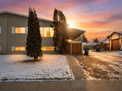 40 Nyberg Avenue  Red Deer, AB T4P 1R5