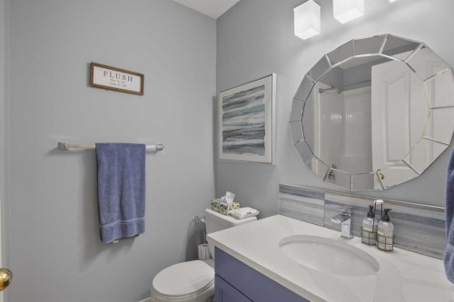 42 Riviera Drive, Lacombe, AB - Indoor Photo Showing Bathroom
