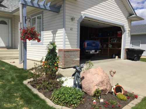 42 Riviera Drive, Lacombe, AB - Outdoor