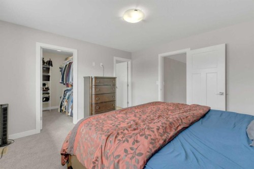 105 Ash Close, Blackfalds, AB - Indoor Photo Showing Bedroom