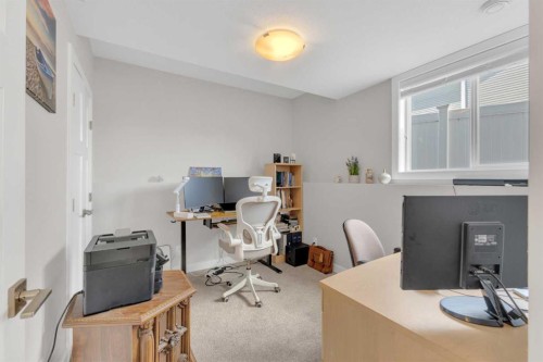 105 Ash Close, Blackfalds, AB - Indoor Photo Showing Office