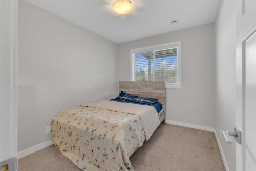 105 Ash Close, Blackfalds, AB - Indoor Photo Showing Bedroom