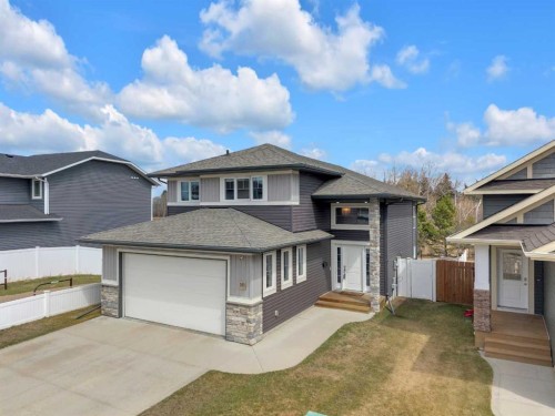 105 Ash Close, Blackfalds, AB - Outdoor