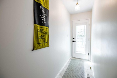9 Rutherford Place, Red Deer, AB - Indoor Photo Showing Other Room