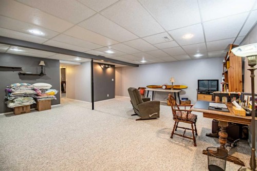 9 Rutherford Place, Red Deer, AB - Indoor