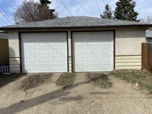 3405 52 Avenue, Red Deer, AB - Outdoor
