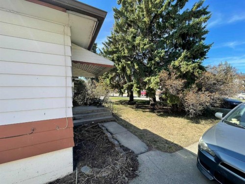 3409 52 Avenue, Red Deer, AB - Outdoor With Exterior