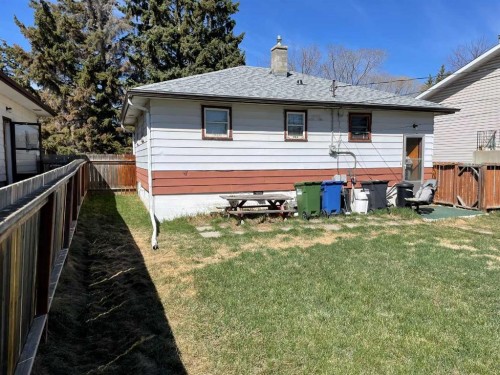 3409 52 Avenue, Red Deer, AB - Outdoor With Exterior