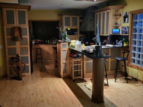 4643 29 Avenue Nw, Calgary, AB - Indoor