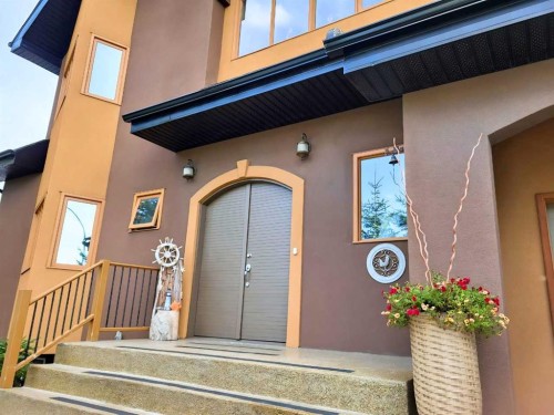 4643 29 Avenue Nw, Calgary, AB - Outdoor With Exterior