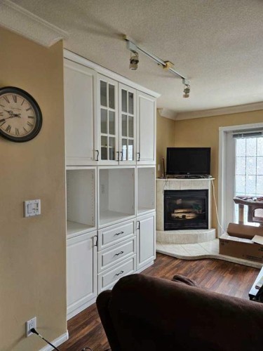 204-5519 Kerry Wood Drive  Red Deer, AB T4N 4X3