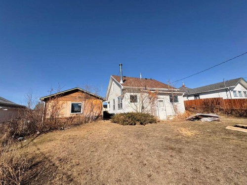 2021 23 Avenue, Delburne, AB - Outdoor