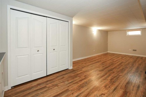 4214 40A Avenue, Red Deer, AB - Indoor Photo Showing Other Room