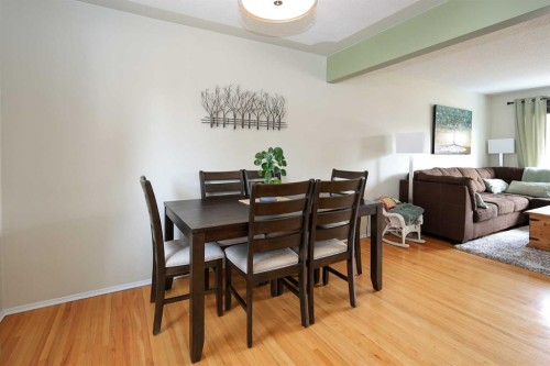 4214 40A Avenue, Red Deer, AB - Indoor Photo Showing Dining Room