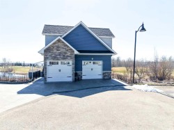 4030-25054 South Pine Lake Road Rural Red Deer County, AB T0M 1R0