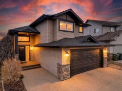 60 vanson Close Red Deer, AB T4R 0G9