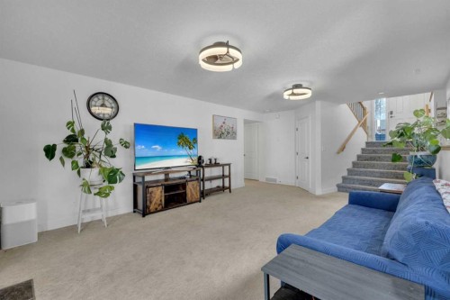 60 Vanson Close, Red Deer, AB - Indoor