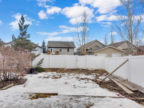 60 Vanson Close, Red Deer, AB - Outdoor