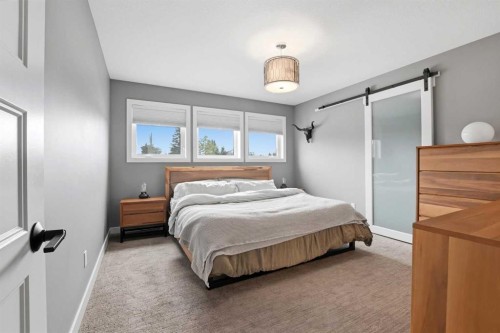4625 48 Street, Sylvan Lake, AB - Indoor Photo Showing Bedroom