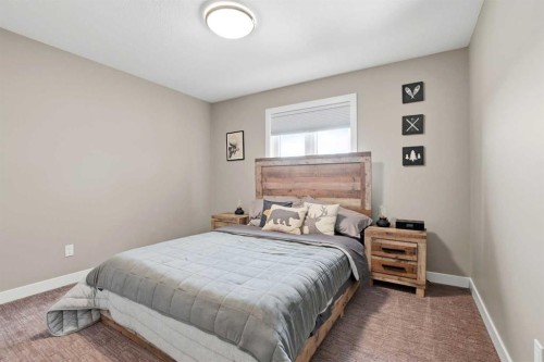 4625 48 Street, Sylvan Lake, AB - Indoor Photo Showing Bedroom