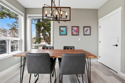 4625 48 Street, Sylvan Lake, AB - Indoor Photo Showing Dining Room