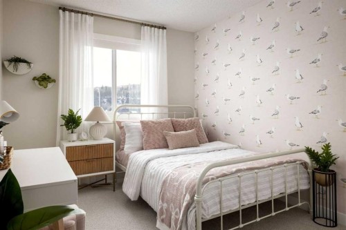 297 Creekside Drive Sw, Calgary, AB - Indoor Photo Showing Bedroom