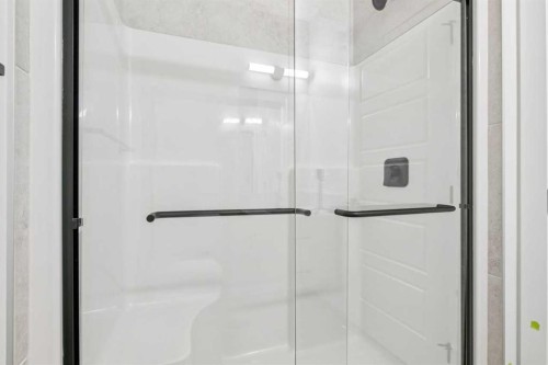 286 Dawson Wharf Rise, Chestermere, AB - Indoor Photo Showing Bathroom
