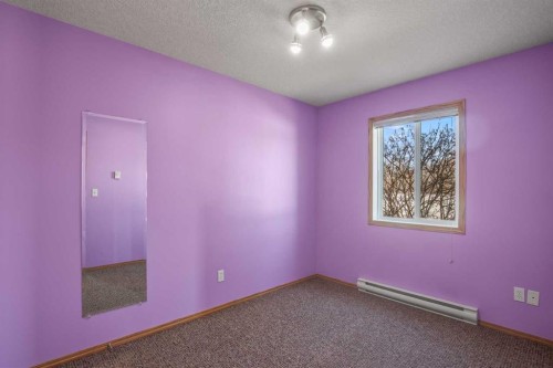 101-60 Jacobs Close, Red Deer, AB - Indoor Photo Showing Other Room