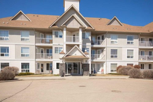 101-60 Jacobs Close, Red Deer, AB - Outdoor With Facade