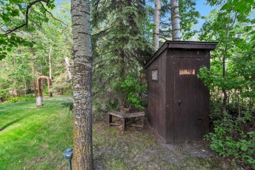 133 Birchcliff Road, Birchcliff, AB - Outdoor