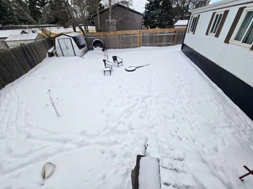 6038 Spruce Crescent, Stettler, AB - Outdoor