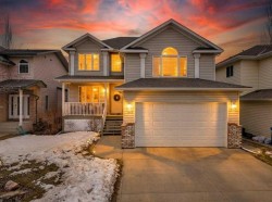 190 Asmundsen Avenue Red Deer, AB T4R 2X5