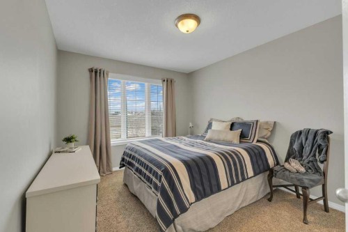 190 Asmundsen Avenue, Red Deer, AB - Indoor Photo Showing Bedroom