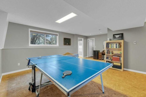 190 Asmundsen Avenue, Red Deer, AB - Indoor Photo Showing Other Room